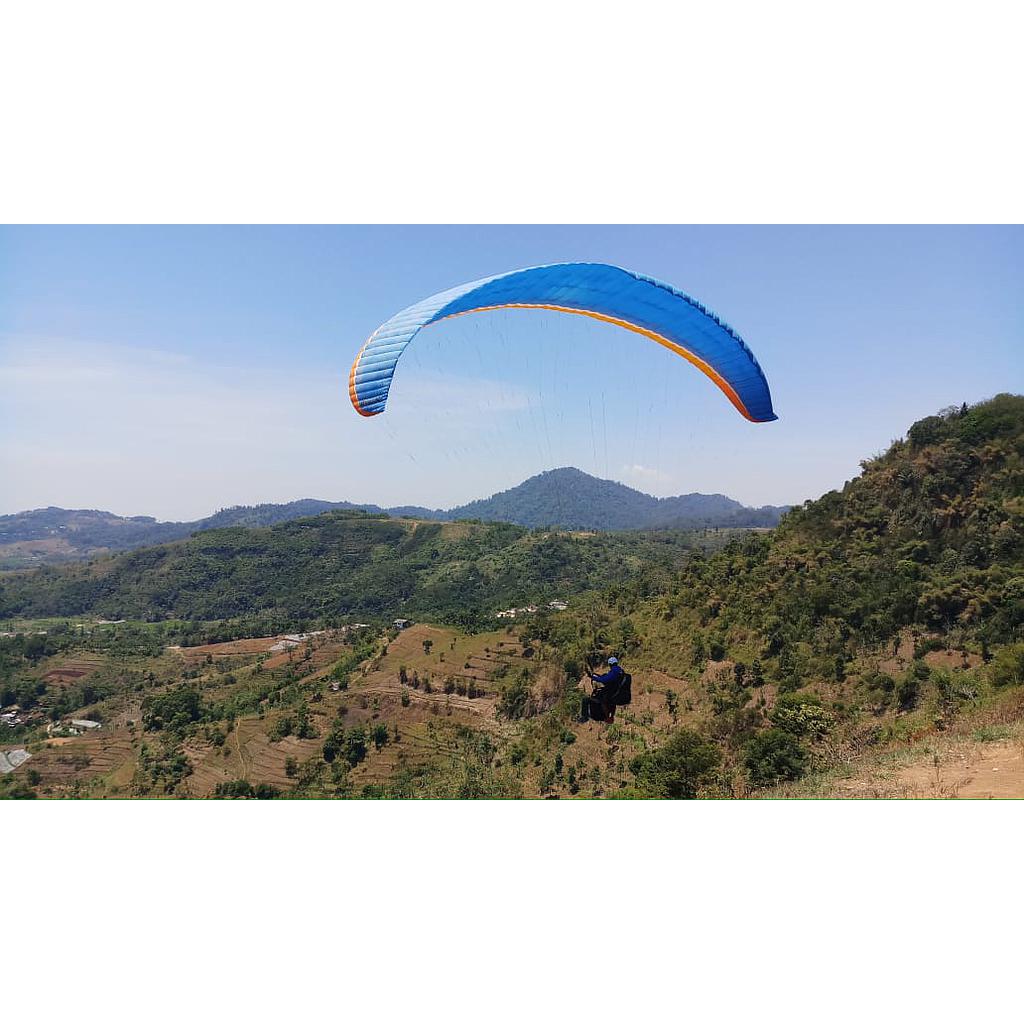 SOULCAMP GUNUNG GEULIS CAMPSITE - Paragliding